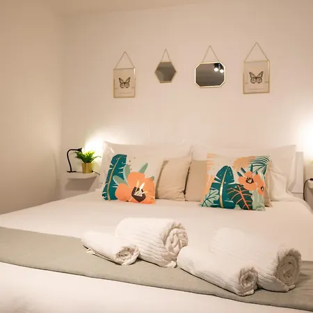 Atheneum Apartment